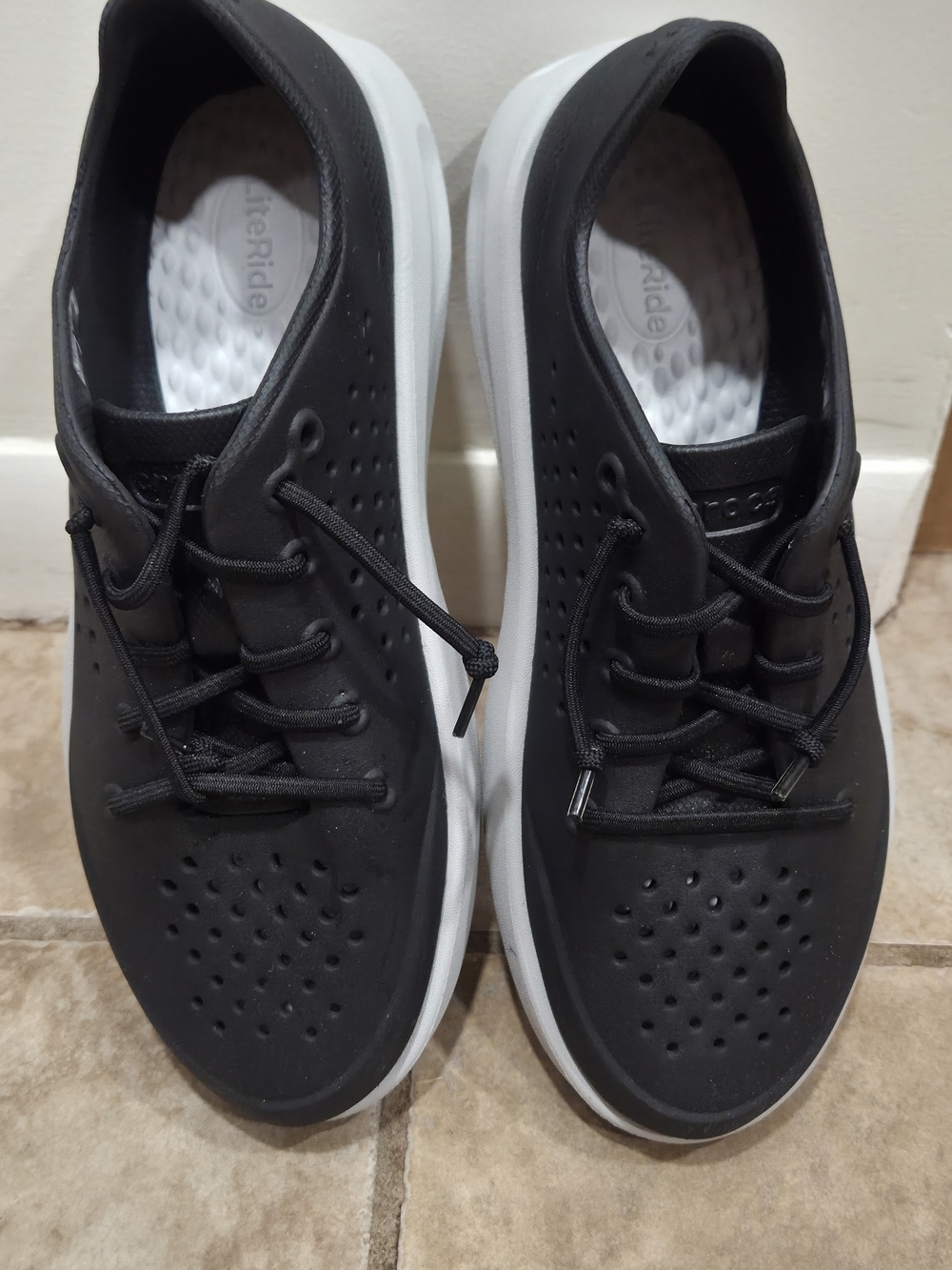 Women's Crocs InMotion Slip ons In Black Sz 8